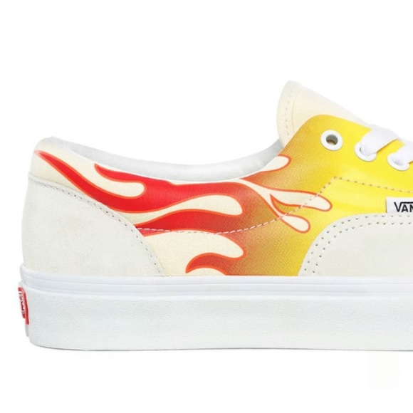 VANS UA ERA (FLAME)TRUE WHITE/CLASSIC WHITE WMNS - Picture 9 of 15